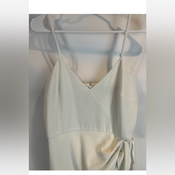 French Connection White Sleeveless Whisper V Neck Bow Mini Dress - Picture 3 of 7